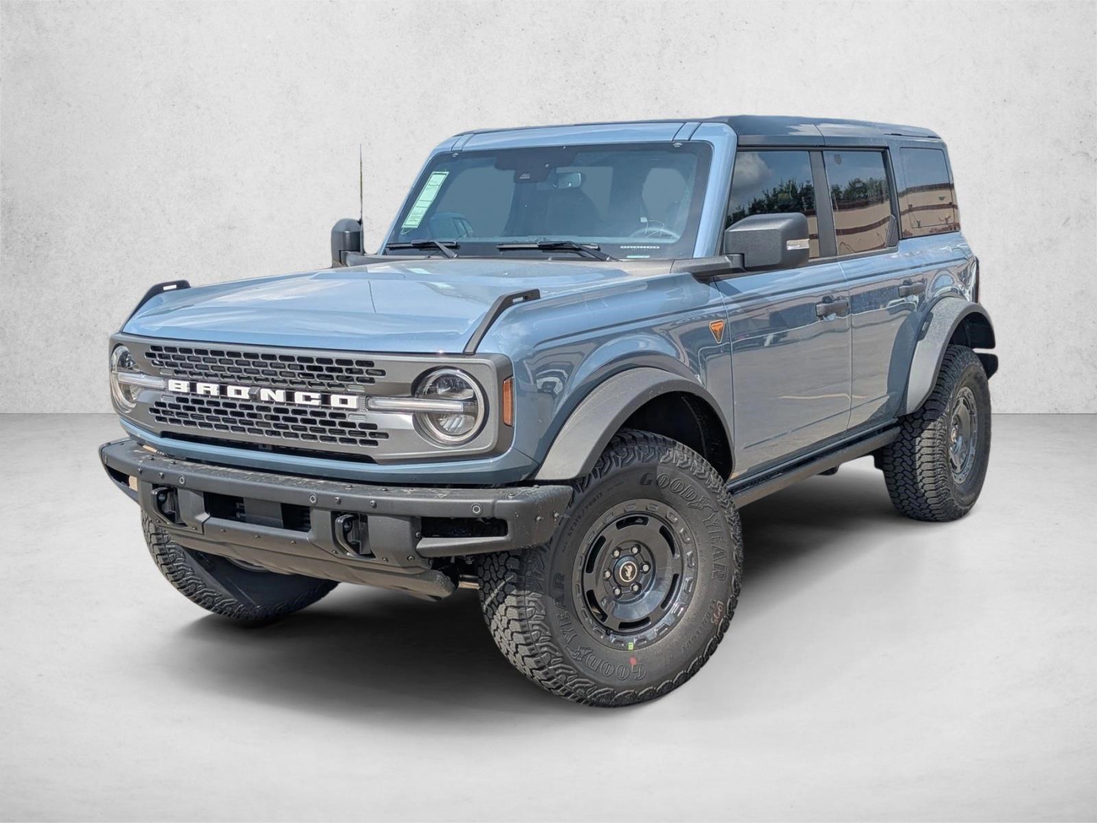 Thumbnail: 2025 Ford Bronco - 1