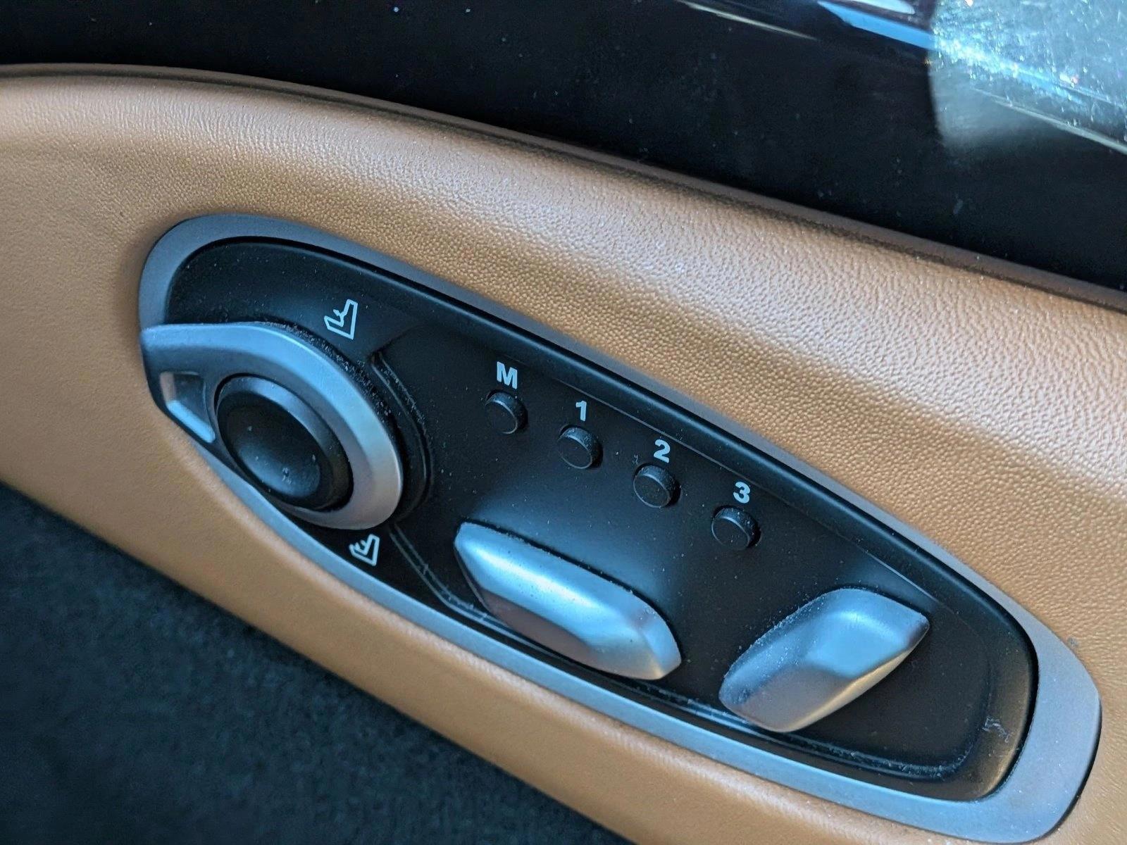 Thumbnail: 2022 Aston Martin Vantage - 4