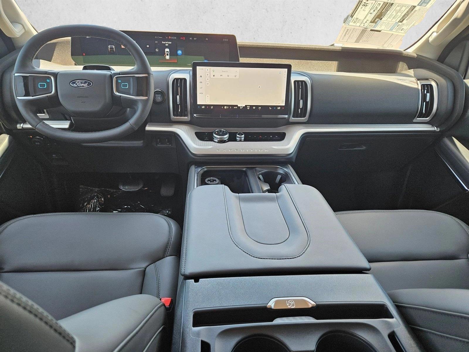 Thumbnail: 2026 Ford Expedition - 3