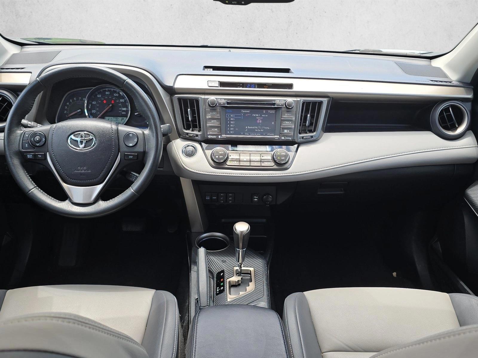 Thumbnail: 2014 Toyota RAV4 - 2