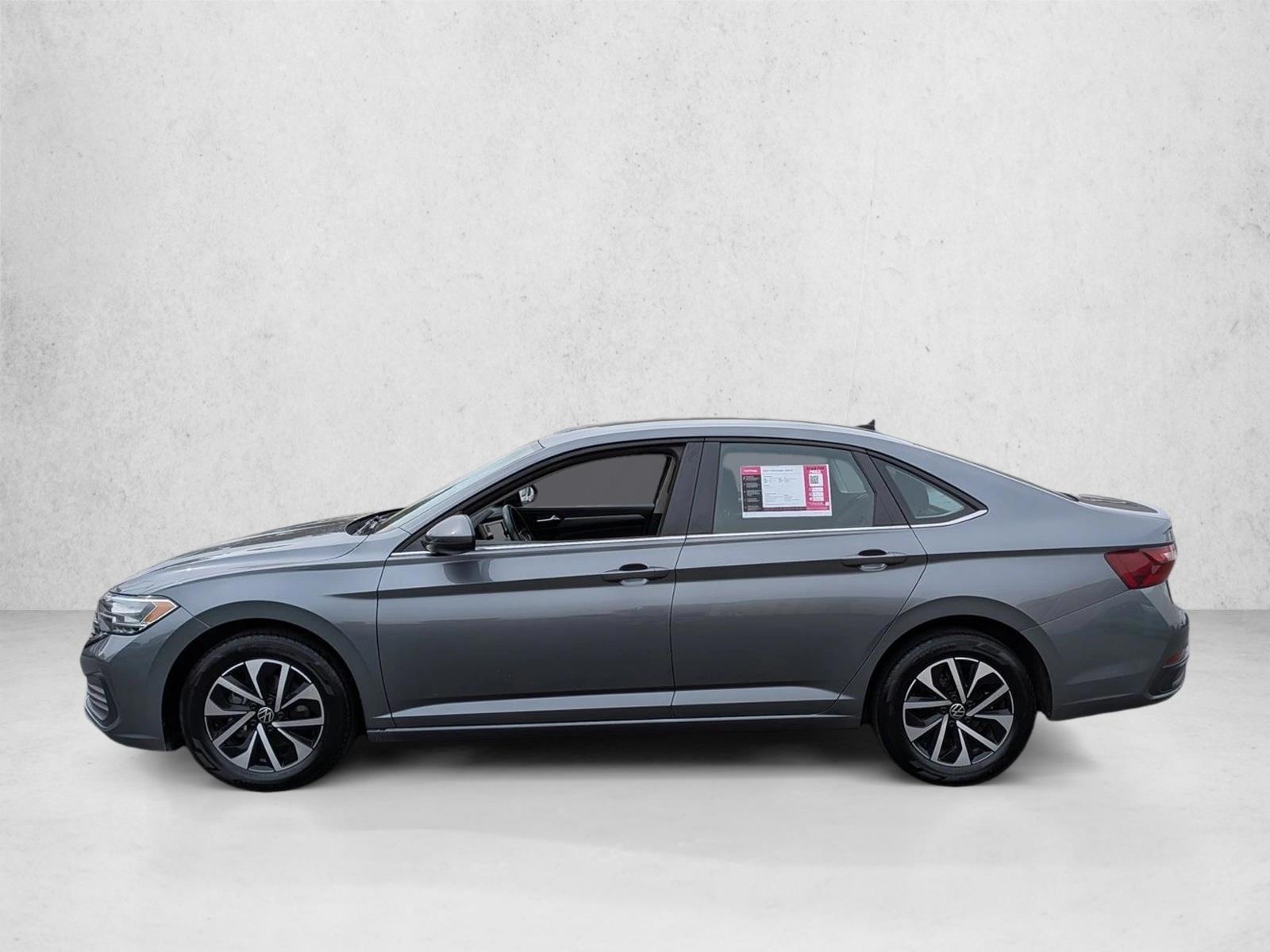 Thumbnail: 2024 Volkswagen Jetta - 2