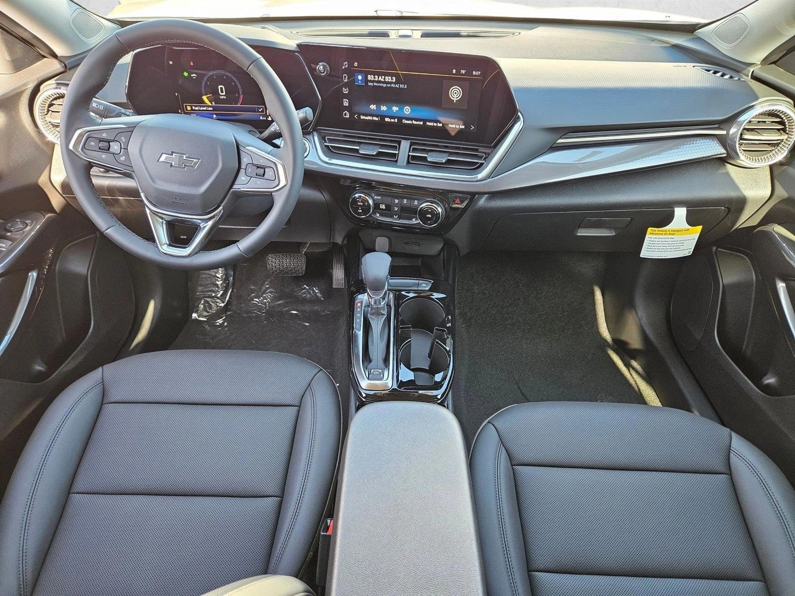 Thumbnail: 2026 Chevrolet Trax - 4