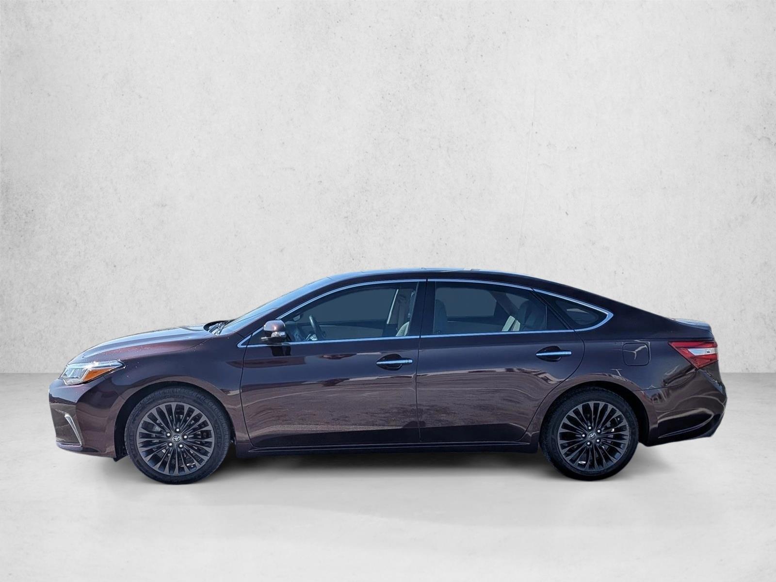 Thumbnail: 2017 Toyota Avalon - 2