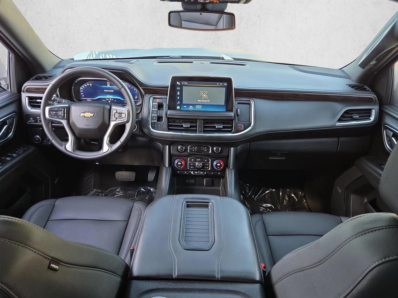 Thumbnail: 2023 Chevrolet Tahoe - 3