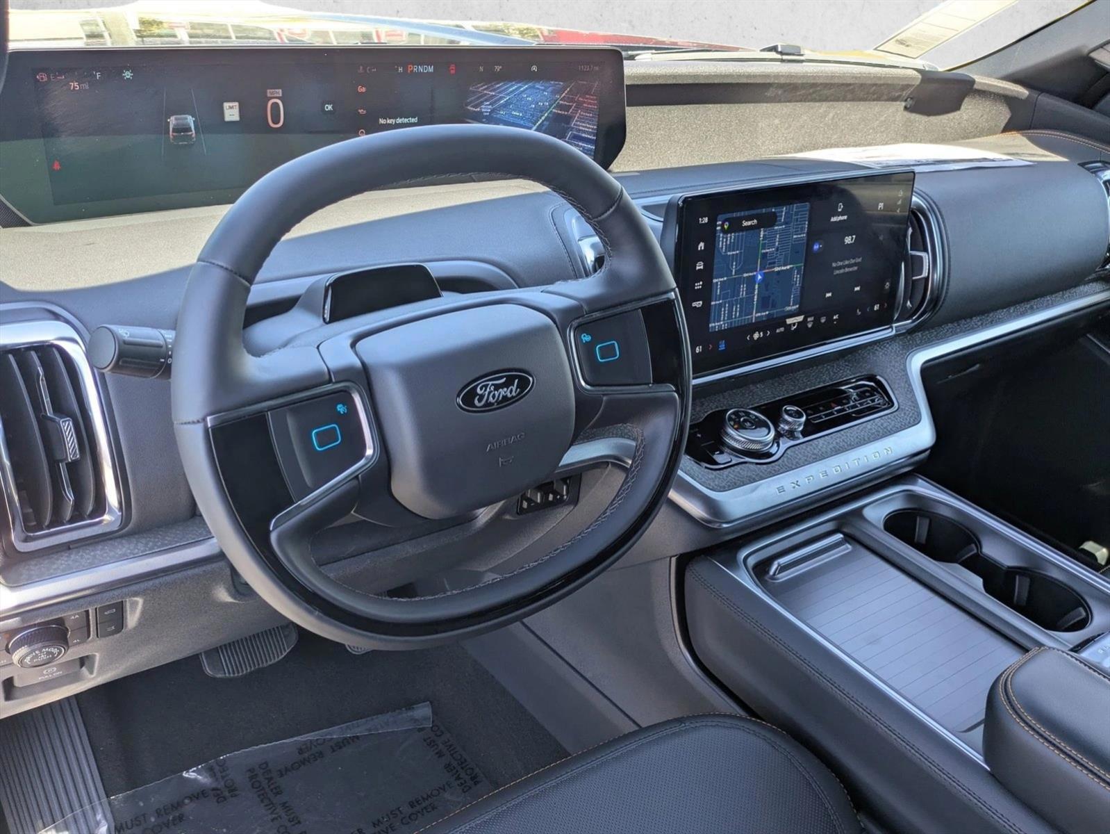 Thumbnail: 2025 Ford Expedition - 3