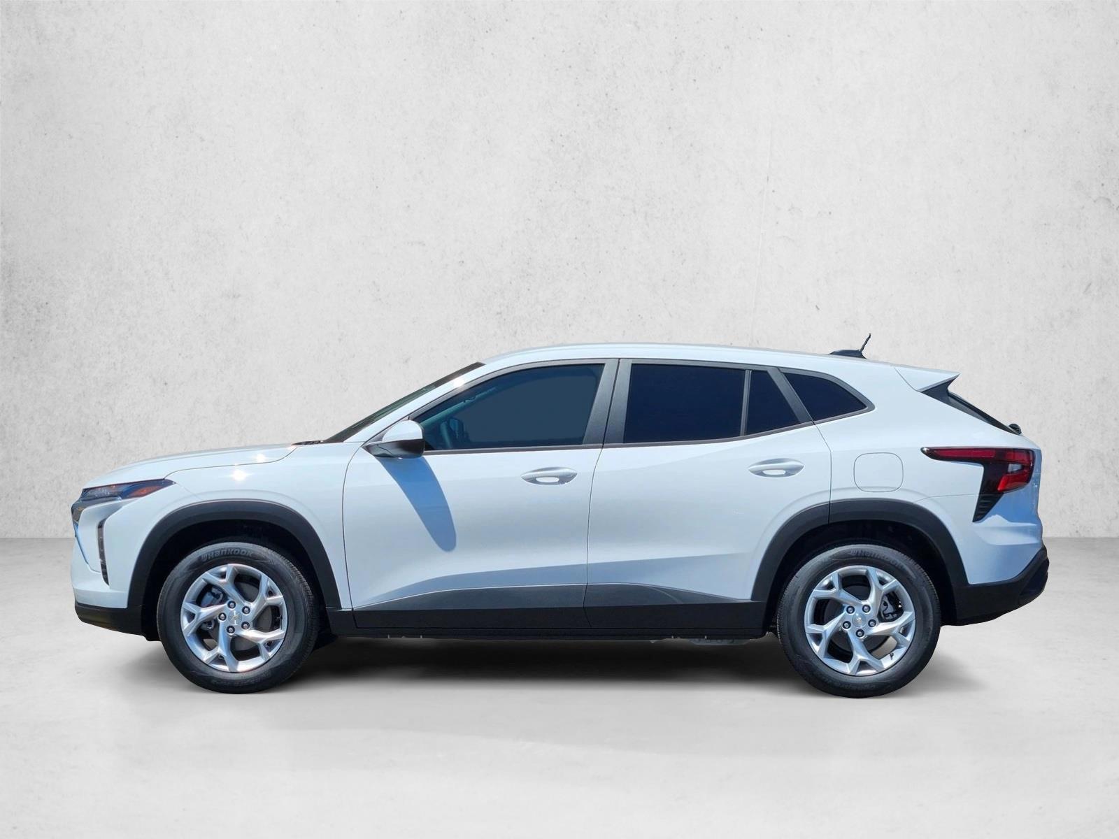 Thumbnail: 2026 Chevrolet Trax - 2