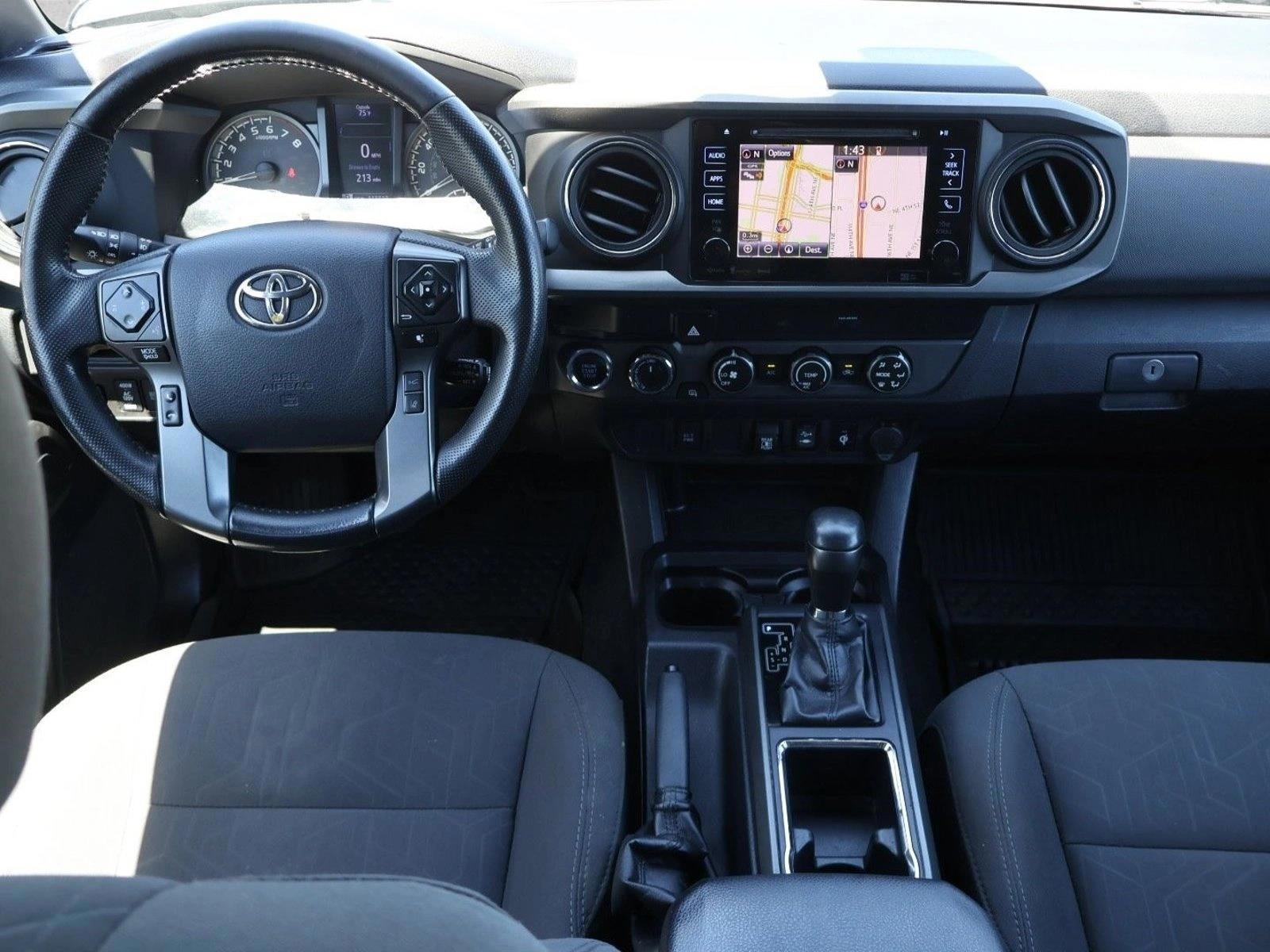 Thumbnail: 2019 Toyota Tacoma - 3