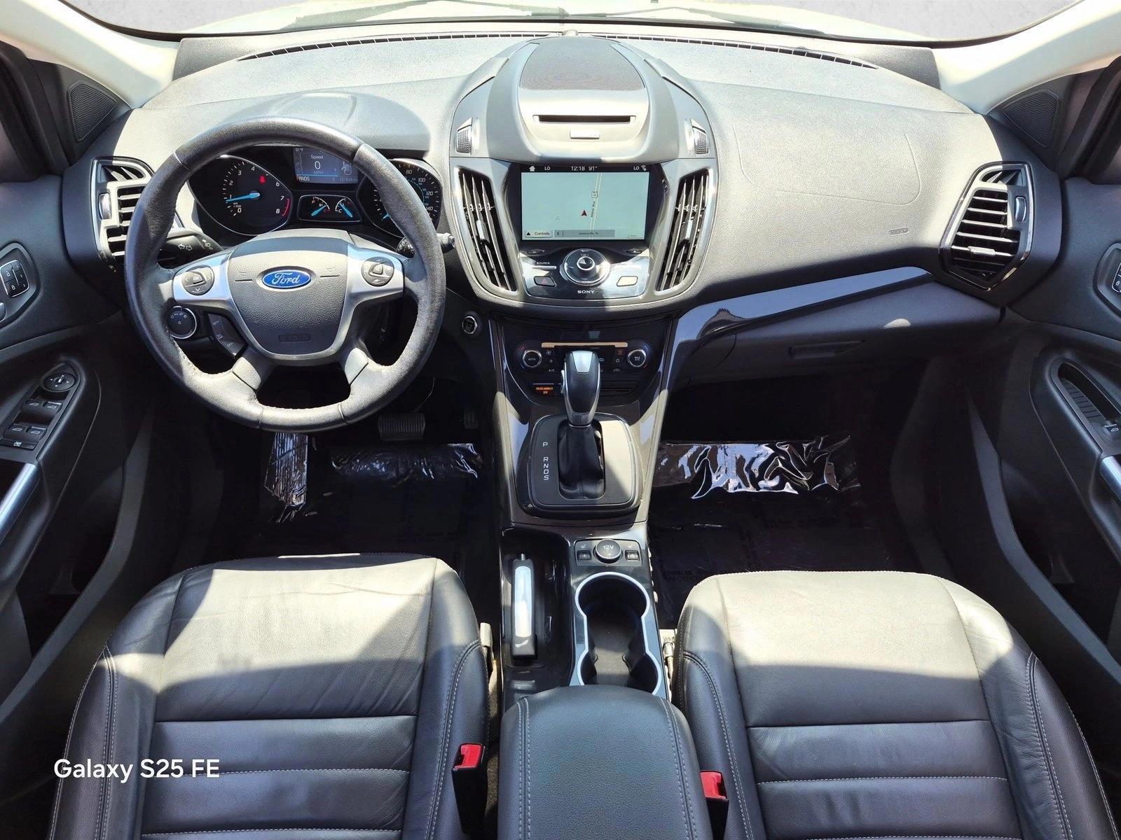 Thumbnail: 2016 Ford Escape - 3