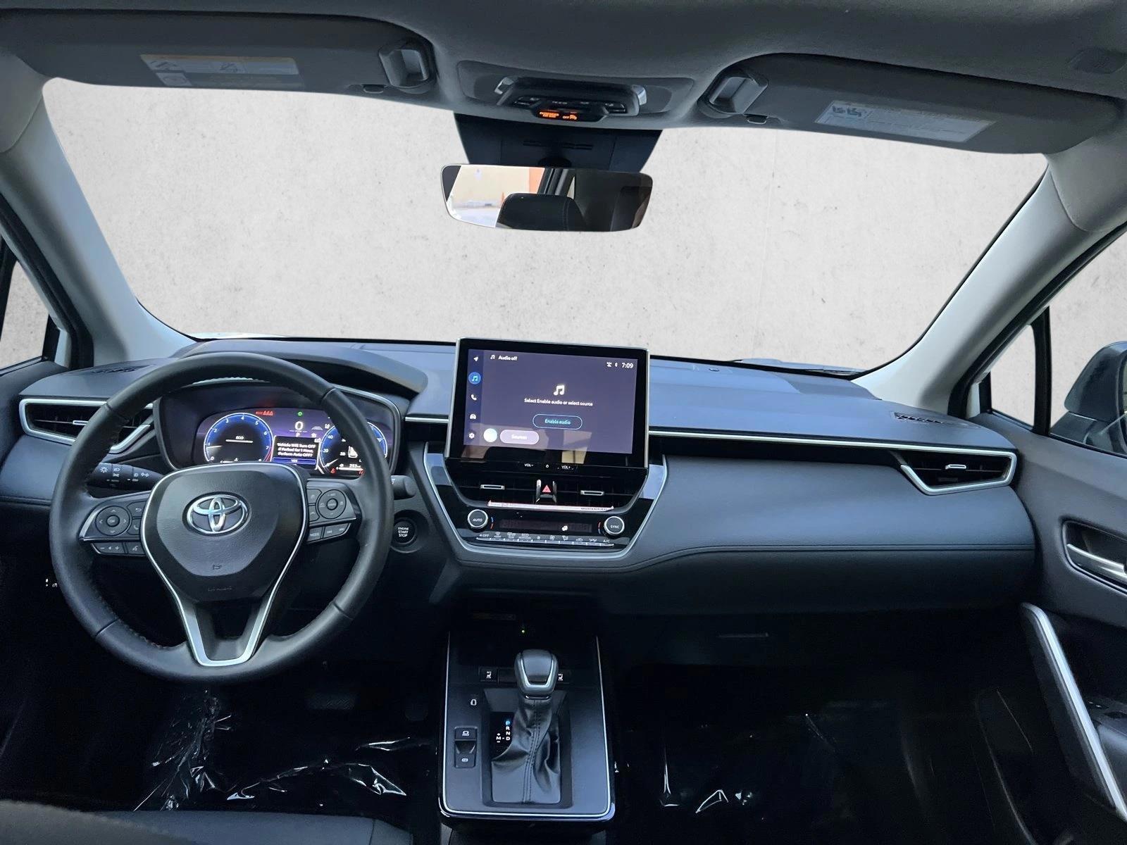 Thumbnail: 2026 Toyota Corolla Cross - 3