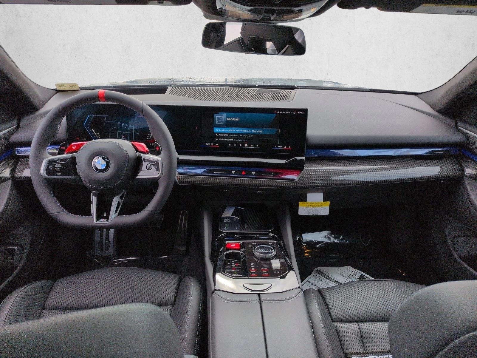 Thumbnail: 2026 BMW M5 - 3