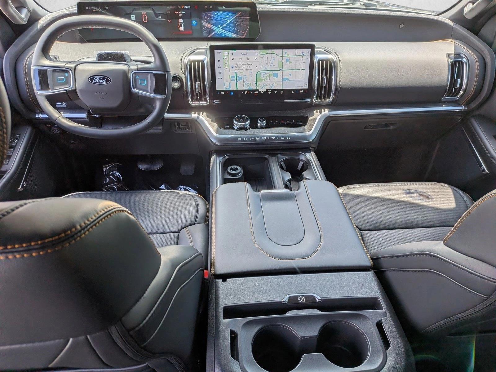 Thumbnail: 2026 Ford Expedition - 3