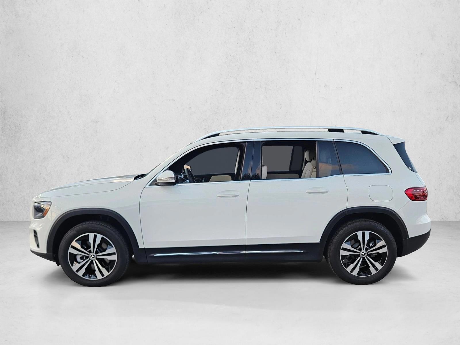 Thumbnail: 2026 Mercedes-Benz GLB - 2