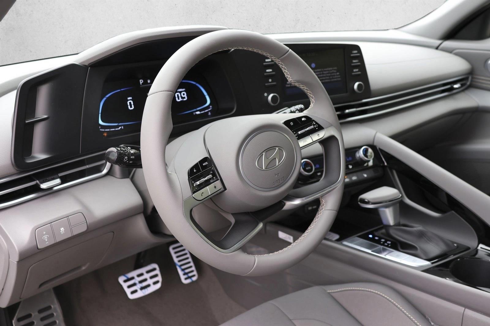 Thumbnail: 2026 Hyundai Elantra - 3
