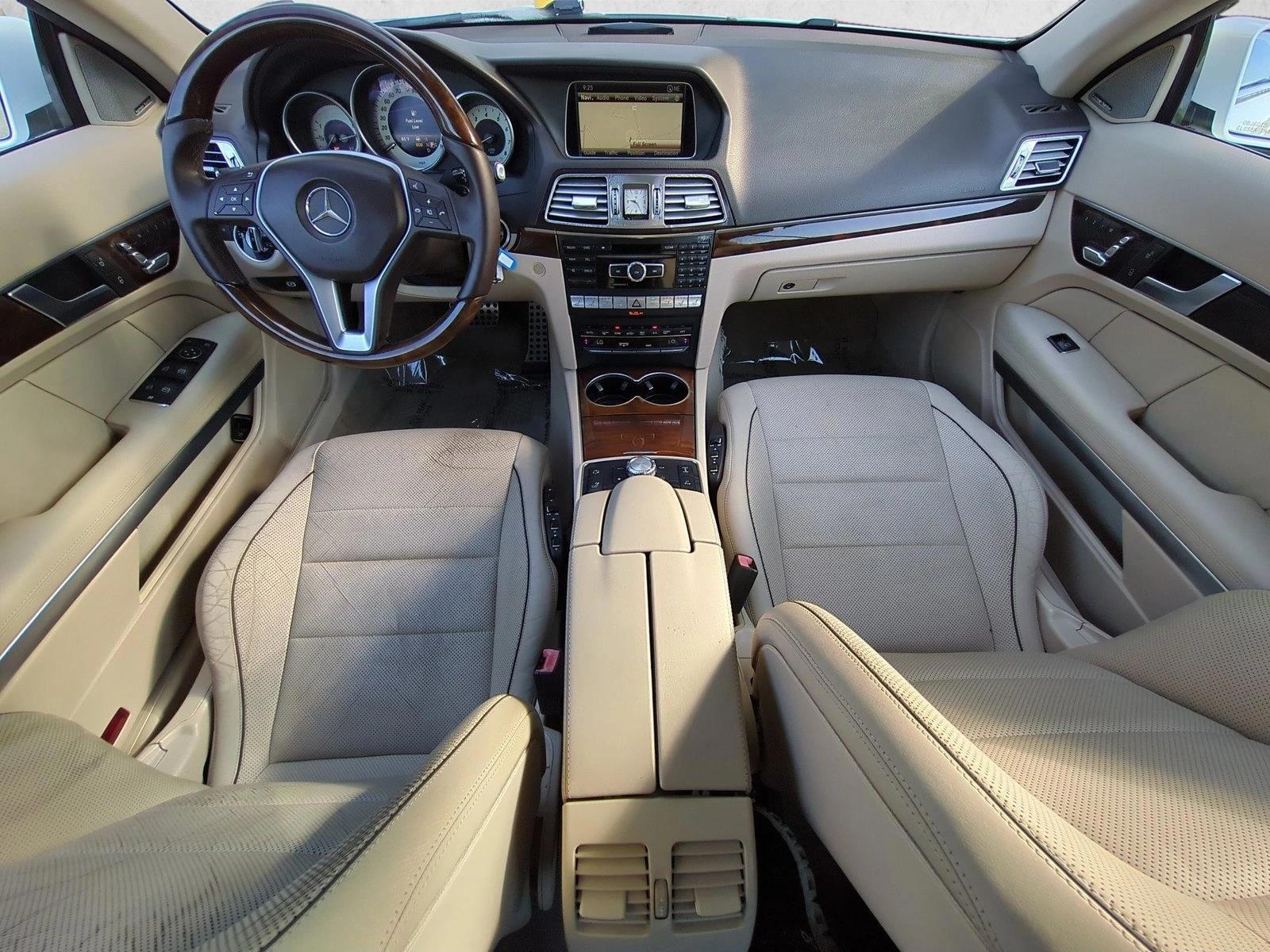 Thumbnail: 2014 Mercedes-Benz E-Class - 3