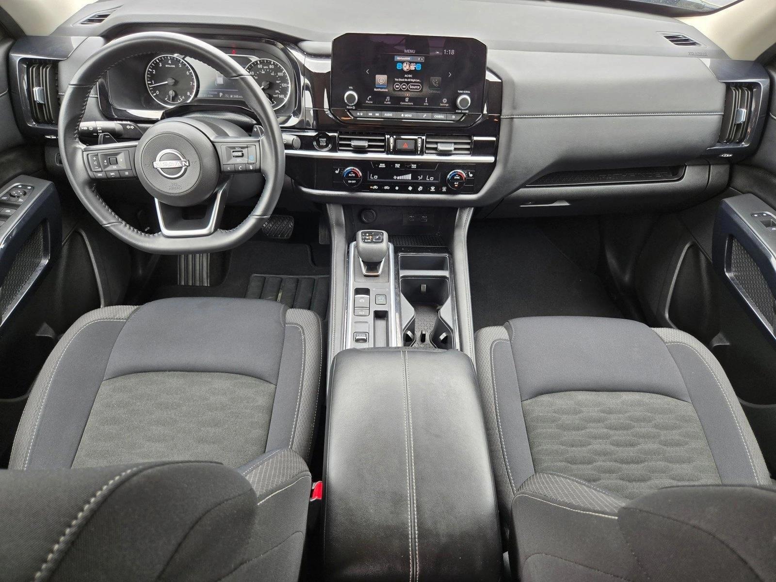 Thumbnail: 2025 Nissan Pathfinder - 3