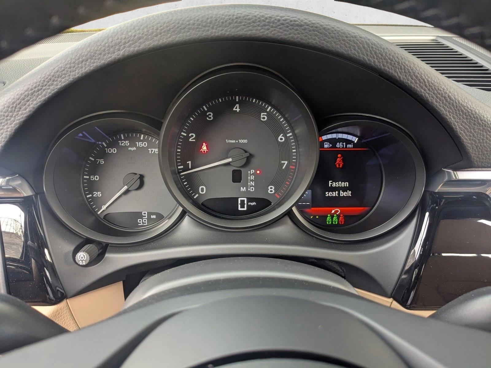 2026 Porsche Macan T - Photo 16