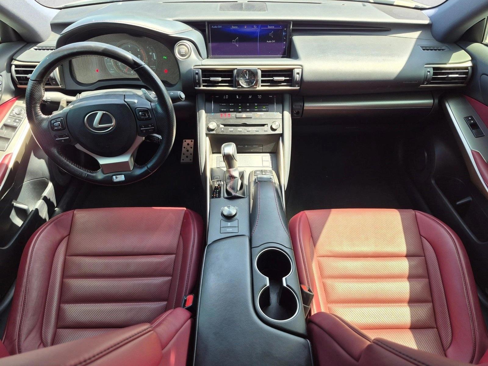 Thumbnail: 2018 Lexus IS - 4