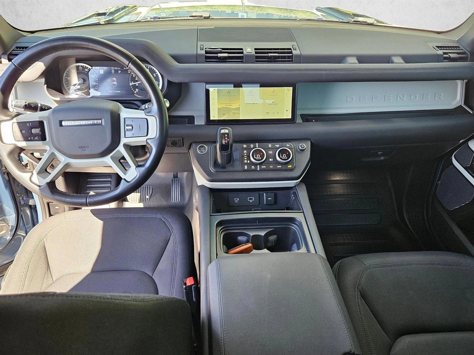 Thumbnail: 2021 Land Rover Defender - 3