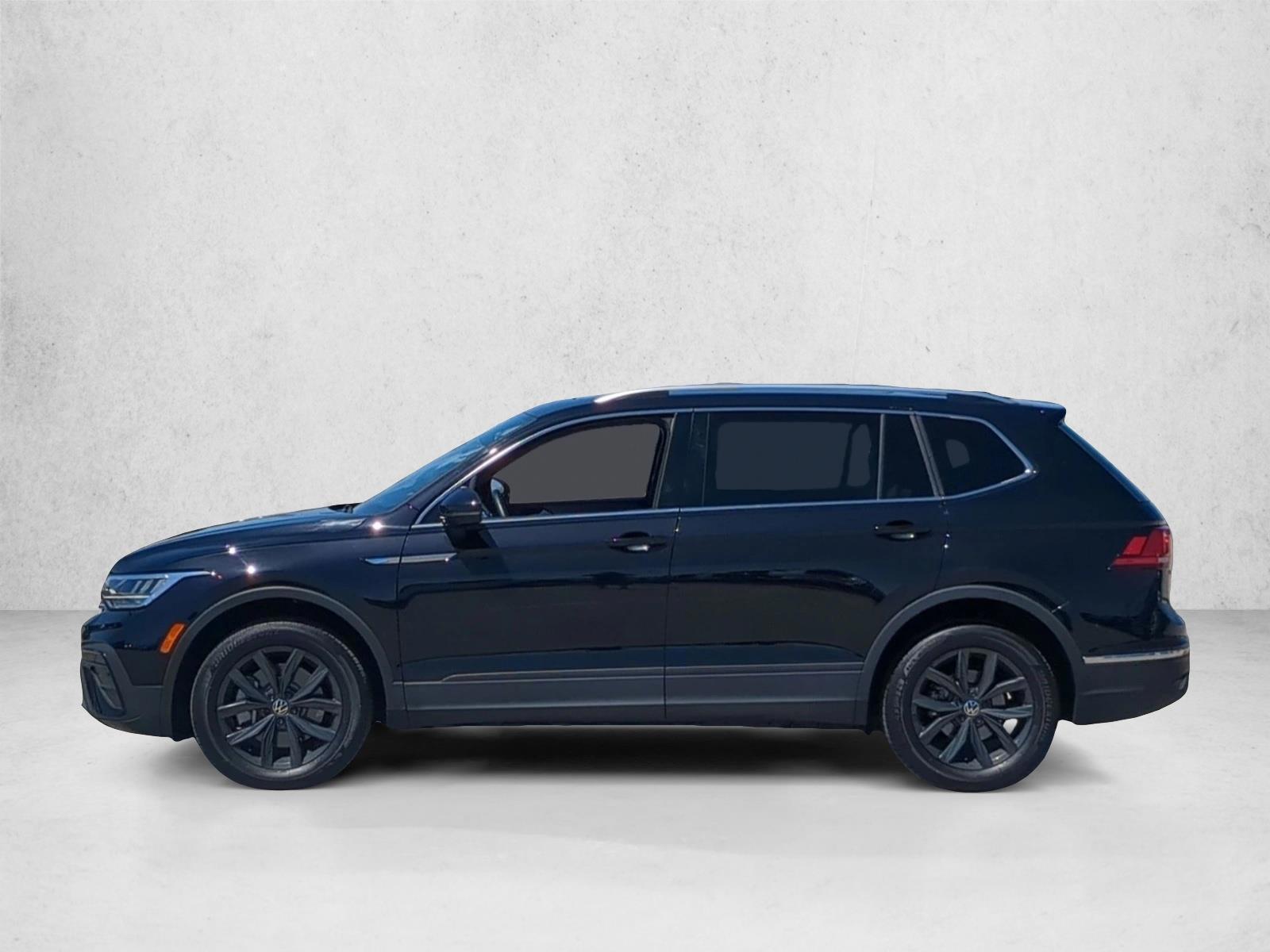 Thumbnail: 2024 Volkswagen Tiguan - 2