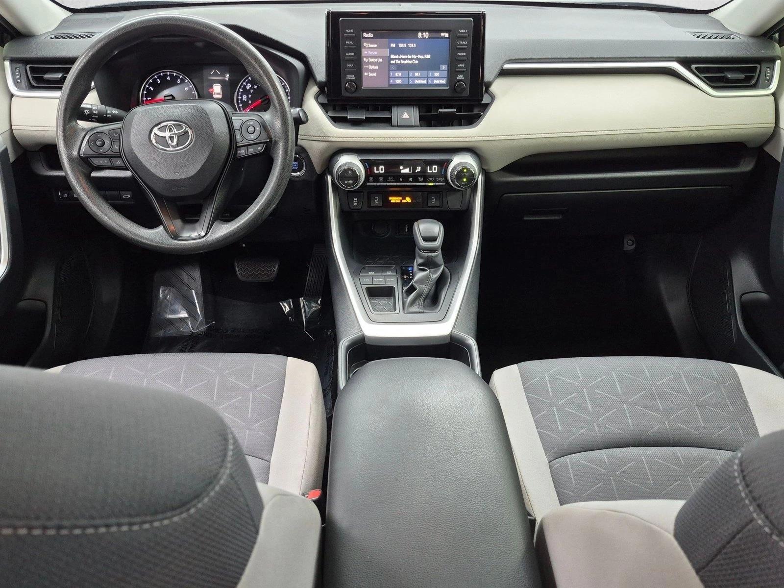 Thumbnail: 2019 Toyota RAV4 - 4