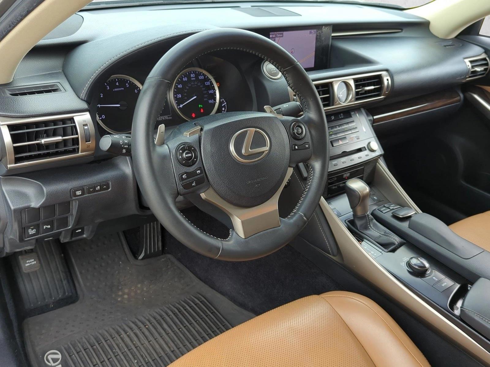 Thumbnail: 2014 Lexus IS - 3