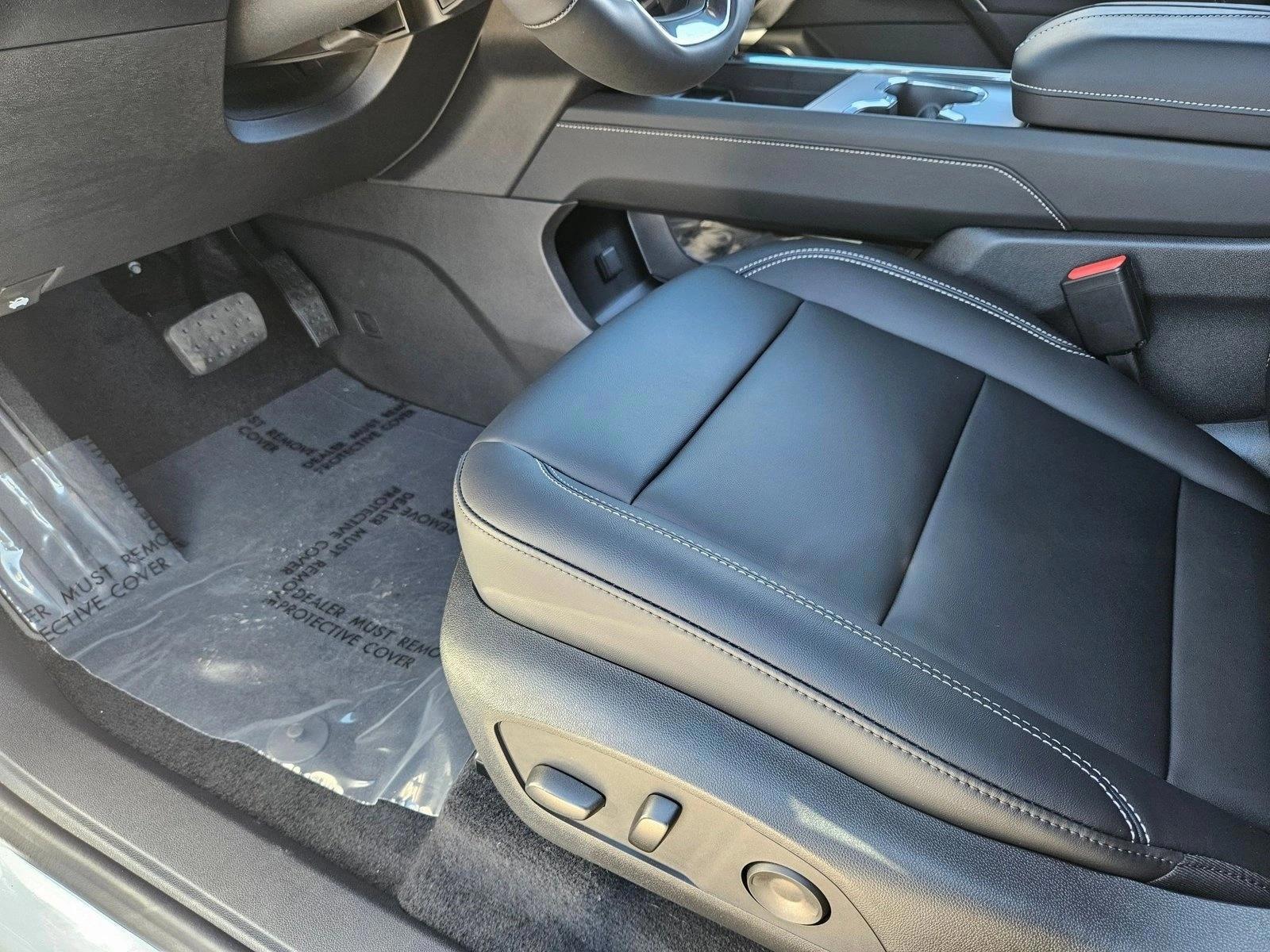 Thumbnail: 2026 GMC Acadia - 5