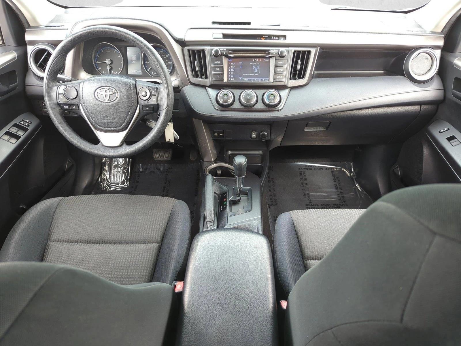 Thumbnail: 2017 Toyota RAV4 - 4