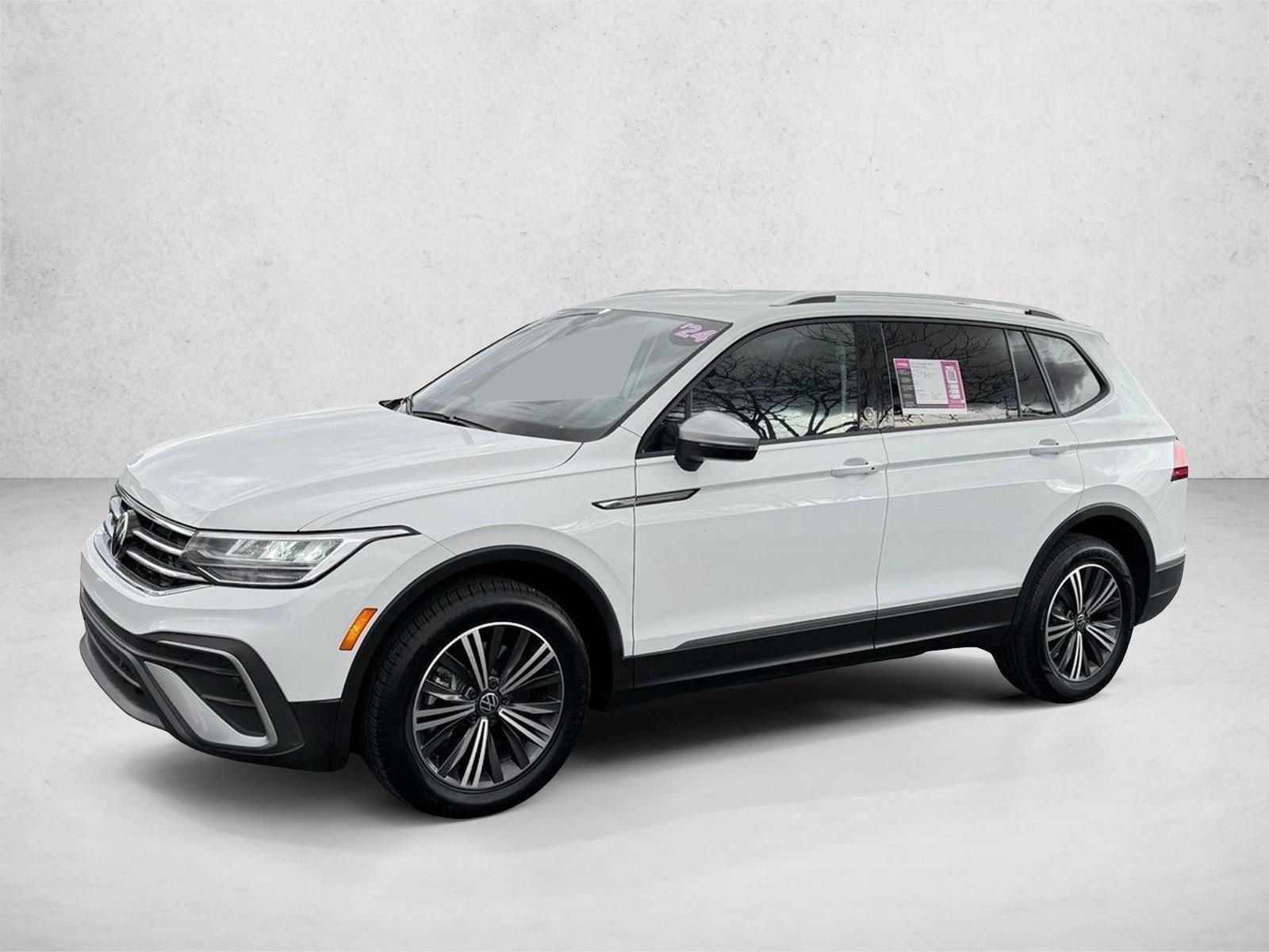 Thumbnail: 2024 Volkswagen Tiguan - 1