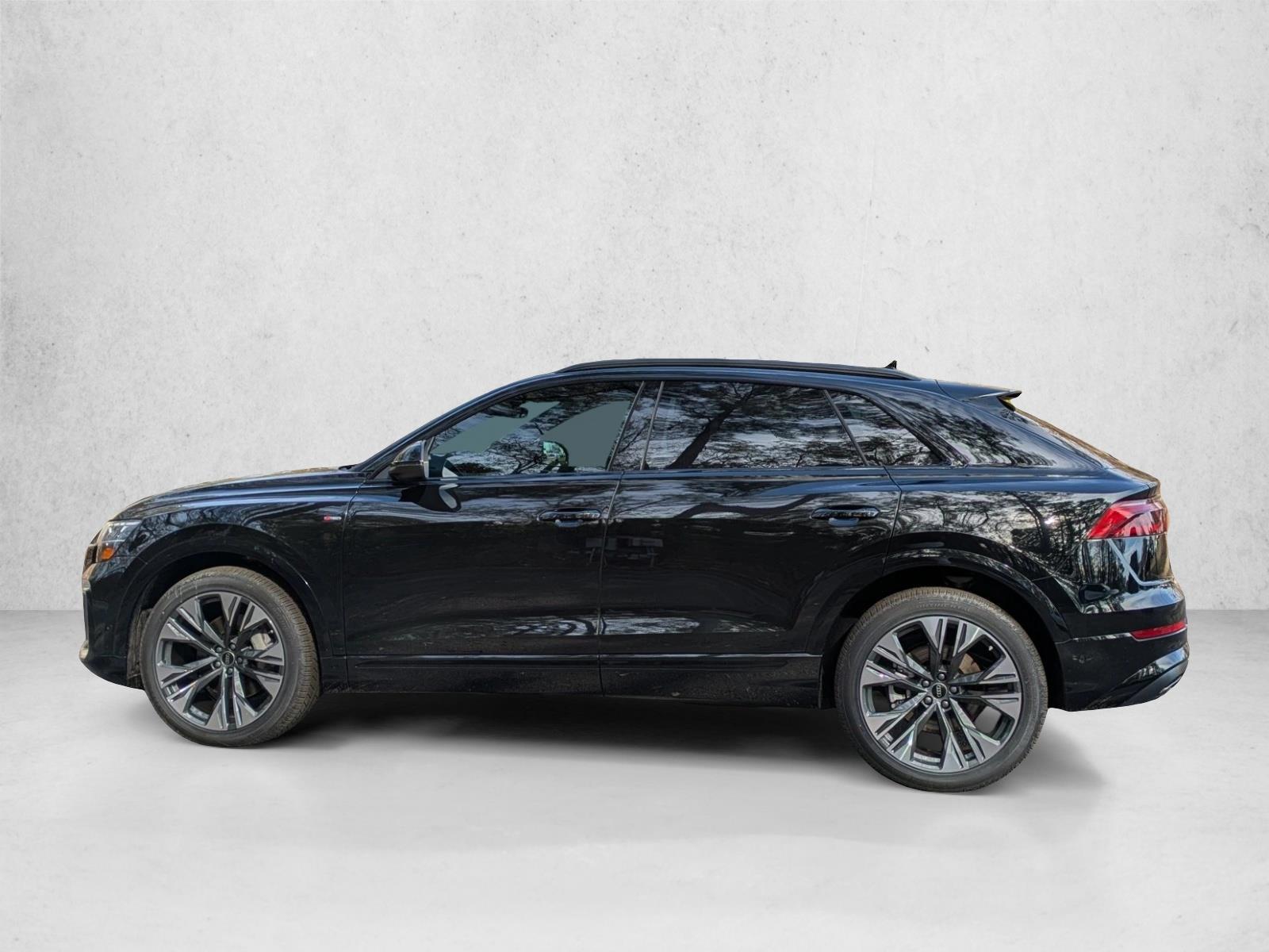 Thumbnail: 2026 Audi Q8 - 2