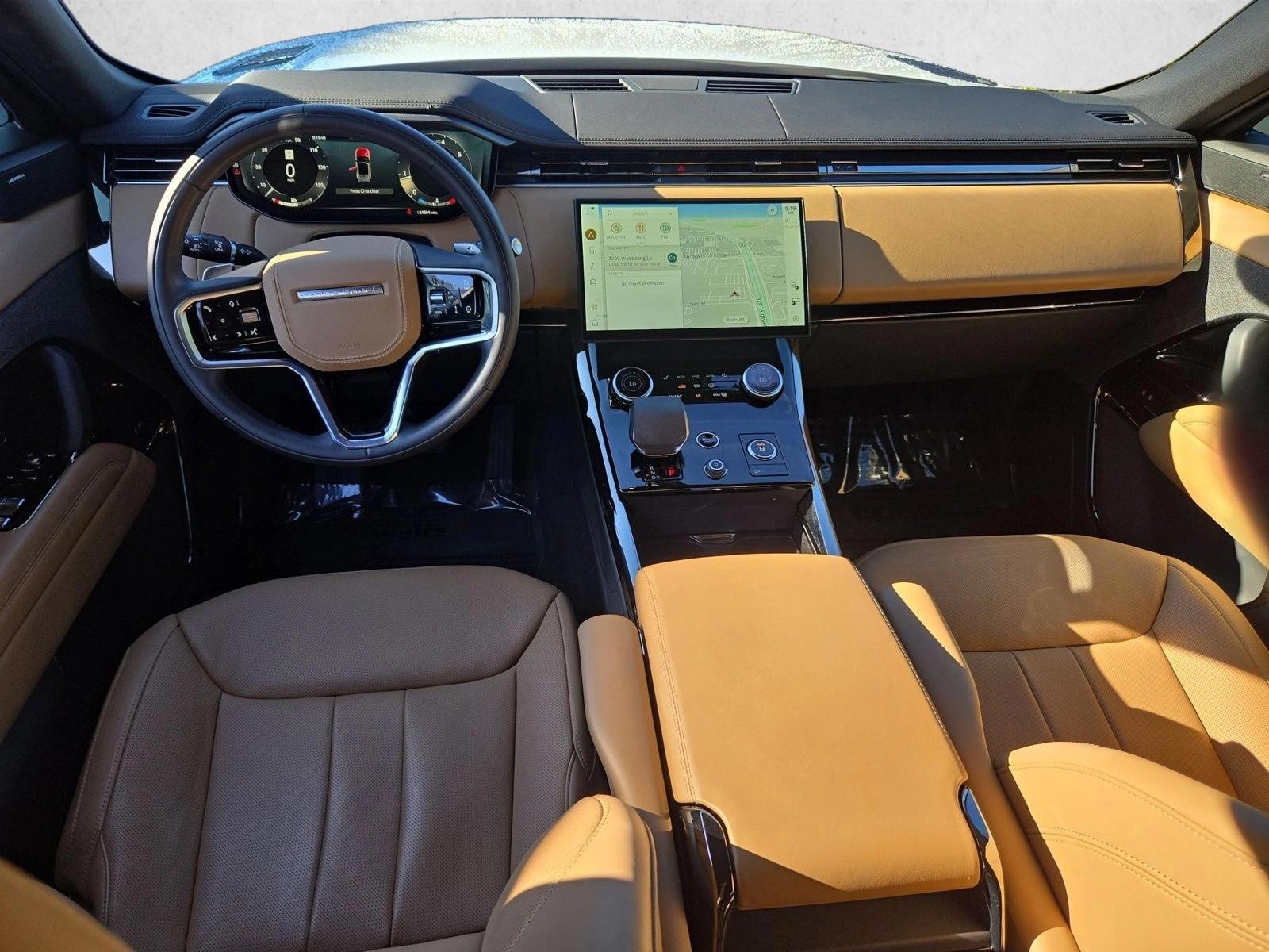 Thumbnail: 2023 Land Rover Range Rover Sport - 3