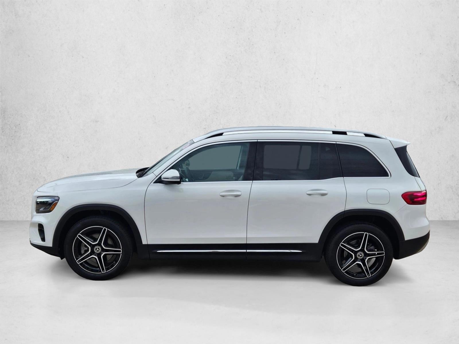 Thumbnail: 2026 Mercedes-Benz GLB - 2