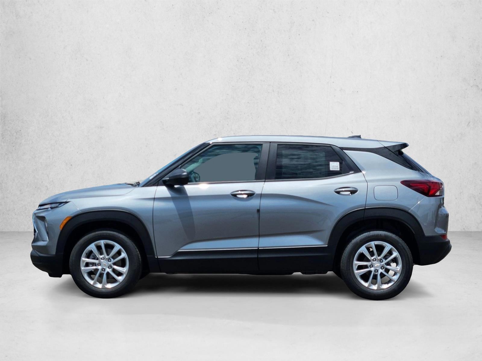 Thumbnail: 2026 Chevrolet TrailBlazer - 2