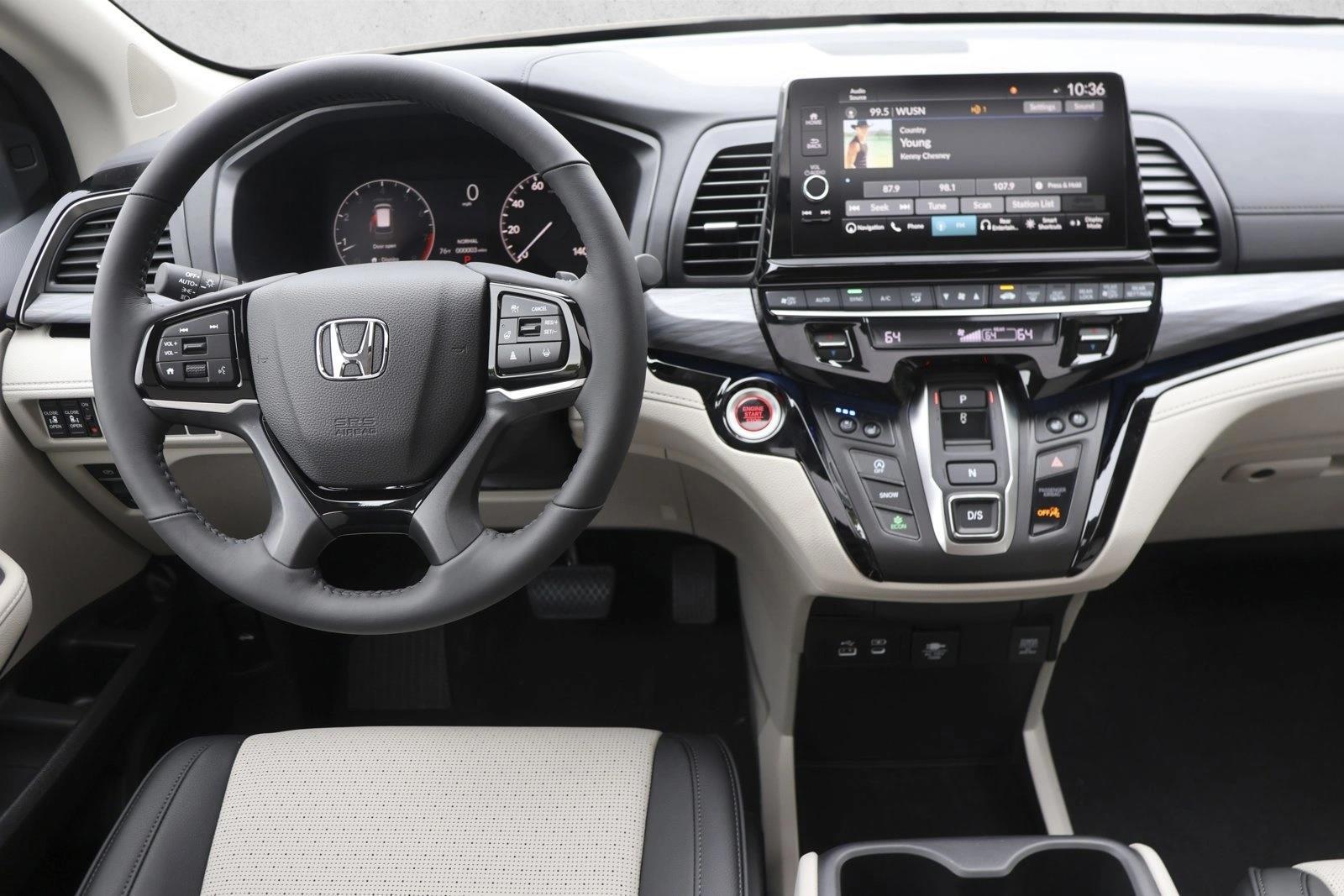 Thumbnail: 2026 Honda Odyssey - 3