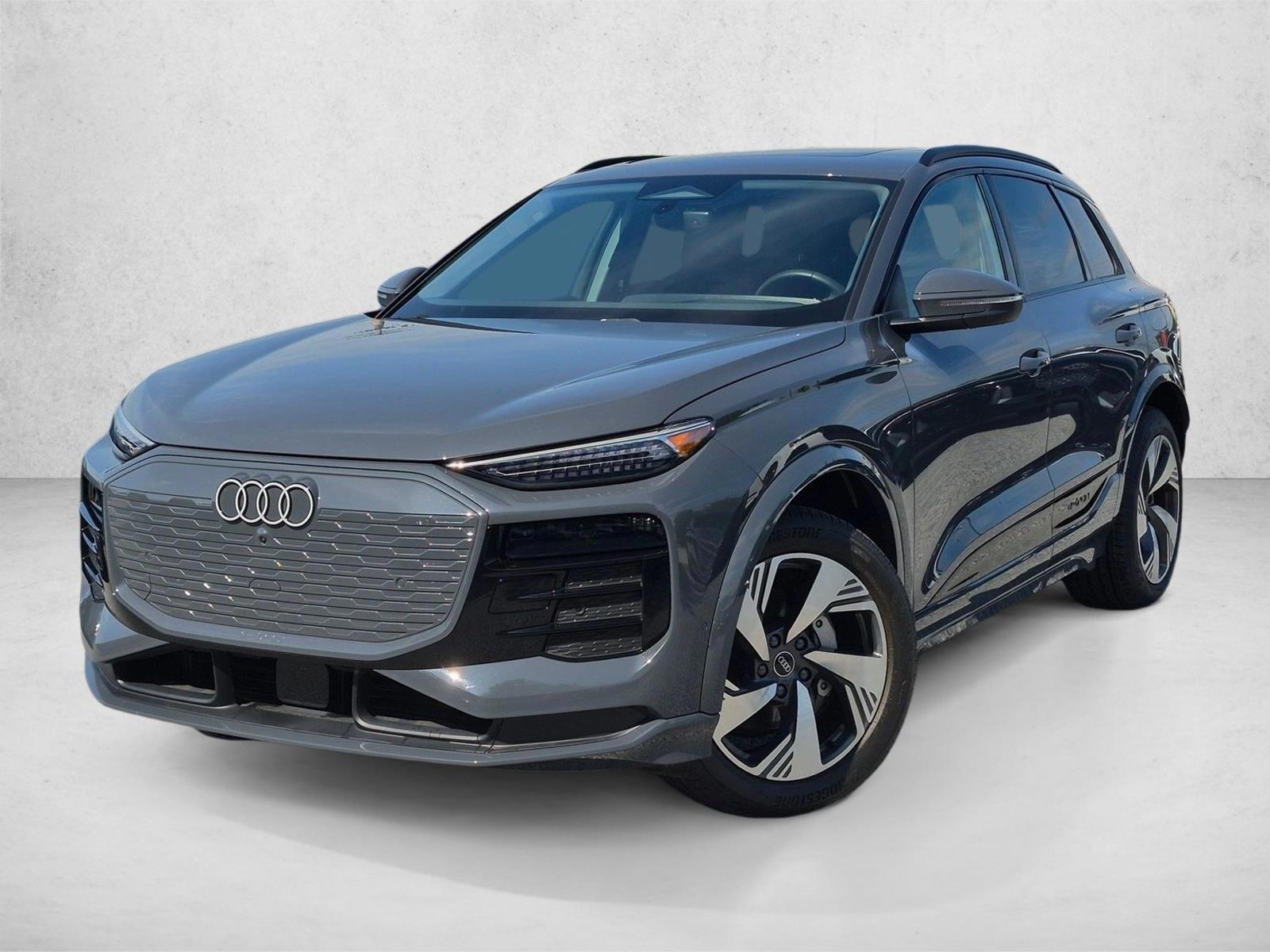 Thumbnail: 2025 Audi Q6 e-tron - 1