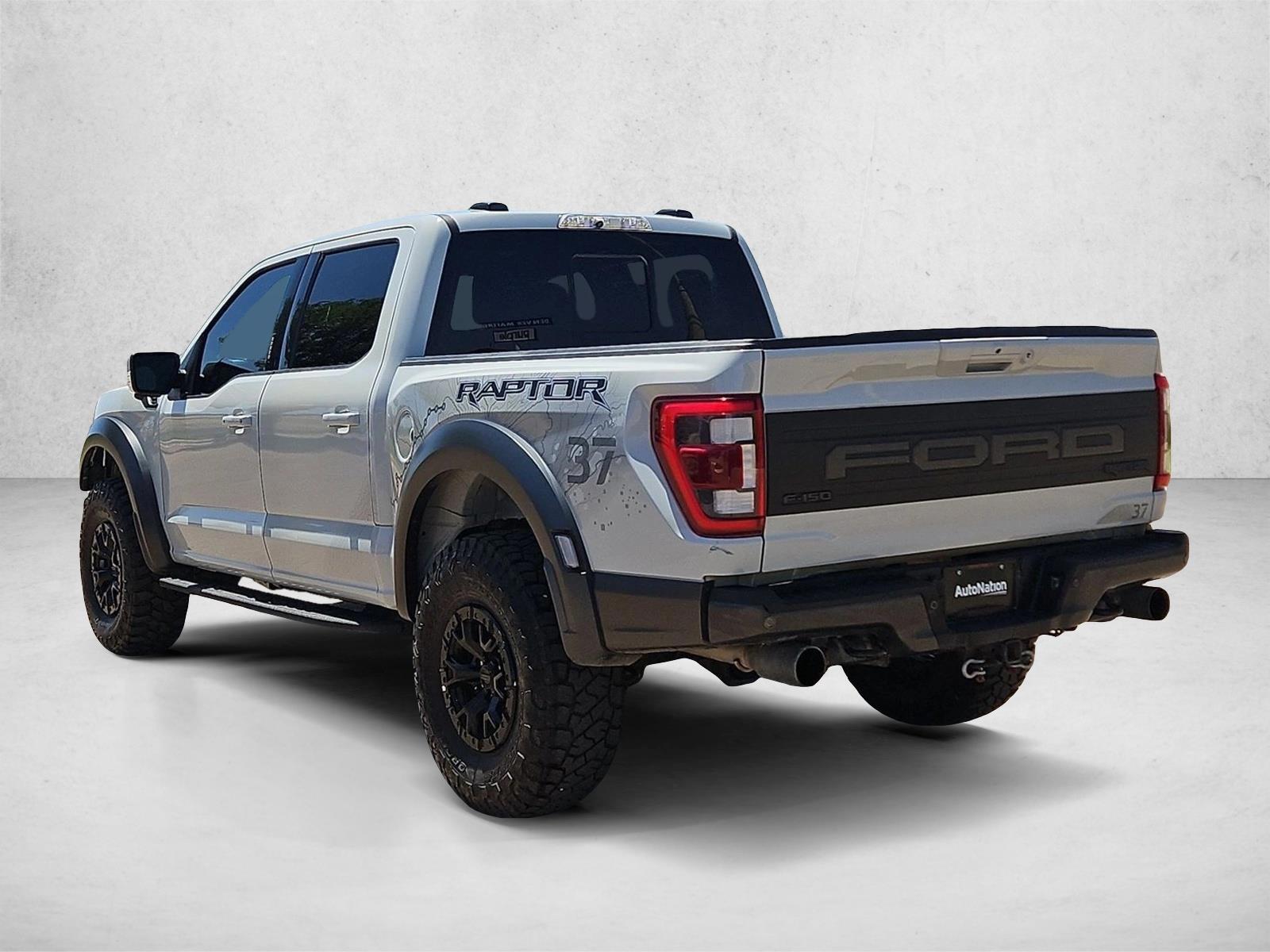 2023 Ford F-150 Raptor - Photo 13