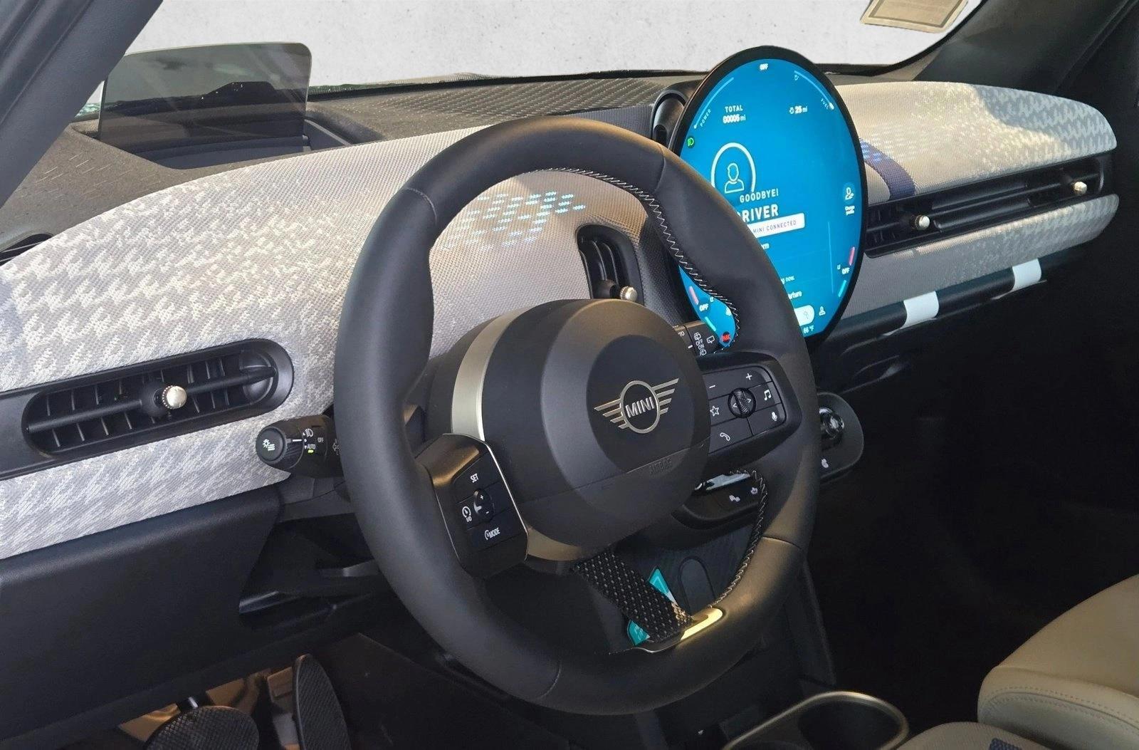 Thumbnail: 2026 MINI Cooper Hardtop - 3
