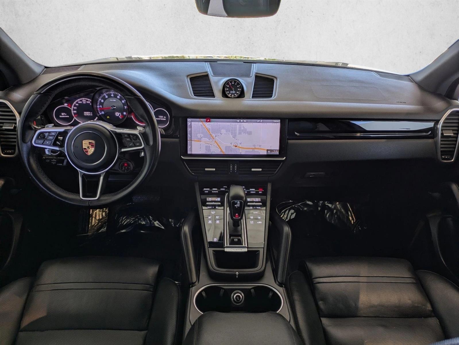 Thumbnail: 2020 Porsche Cayenne - 3