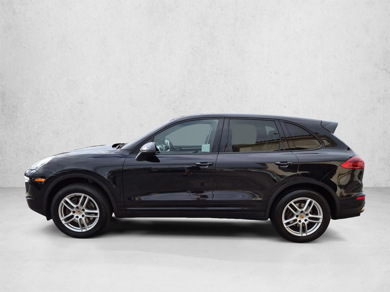 Thumbnail: 2016 Porsche Cayenne - 2