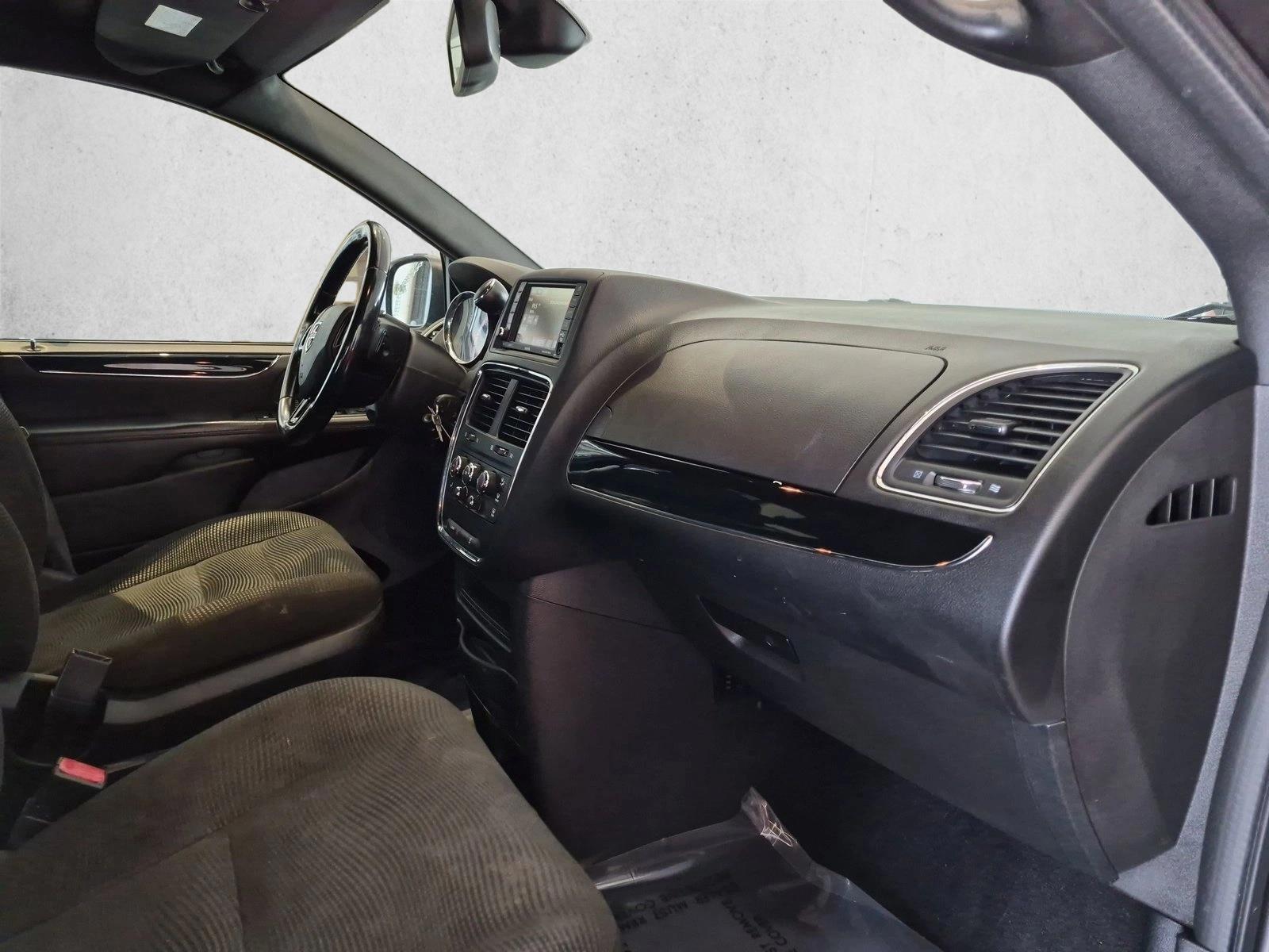 2020 Dodge Grand Caravan SE Plus - Photo 21