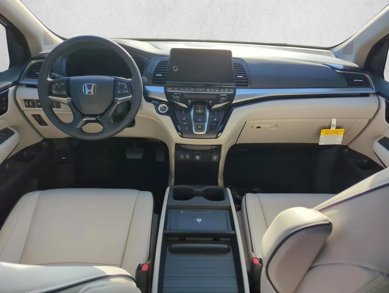 Thumbnail: 2026 Honda Odyssey - 3
