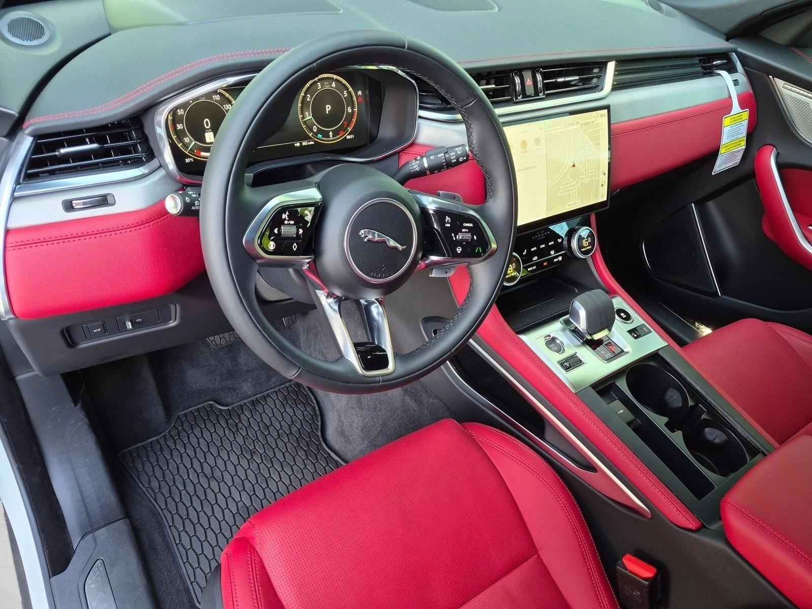 Thumbnail: 2026 Jaguar F-Pace - 3