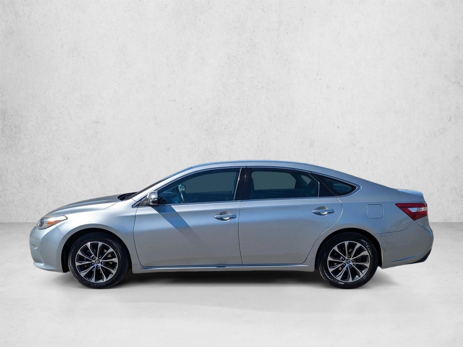 Thumbnail: 2017 Toyota Avalon - 2