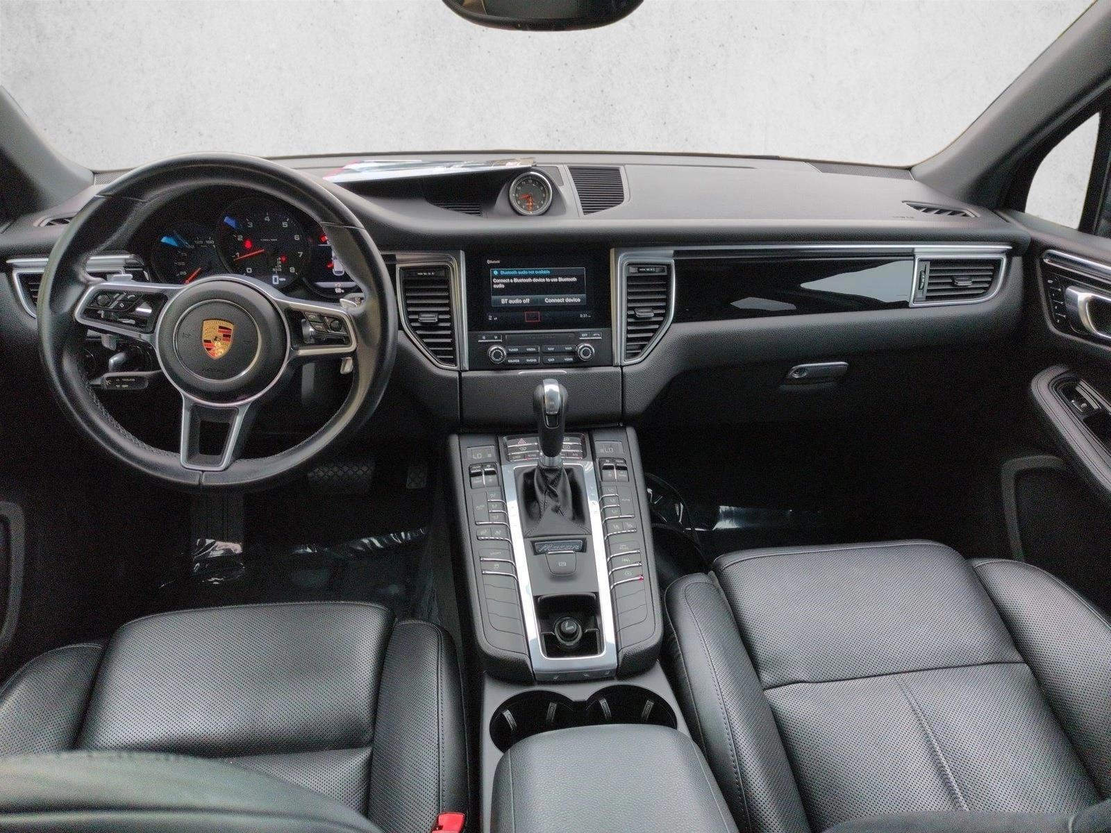 Thumbnail: 2018 Porsche Macan - 4