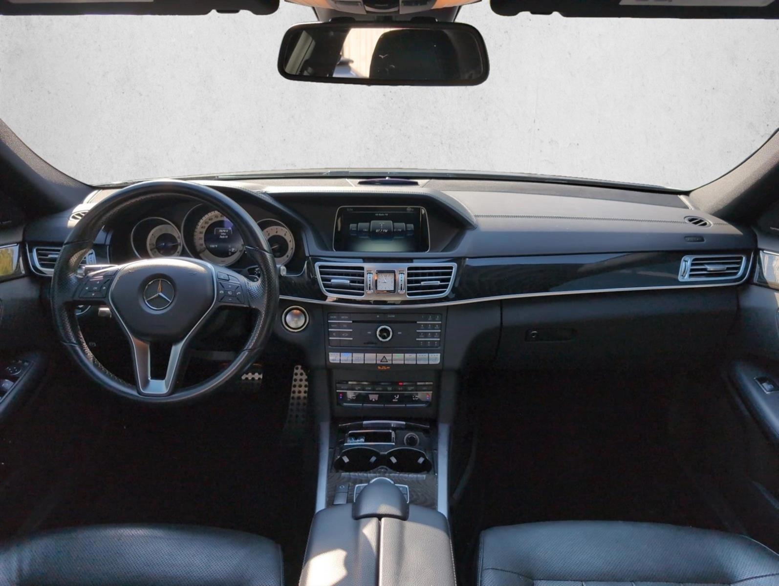 Thumbnail: 2016 Mercedes-Benz E-Class - 4
