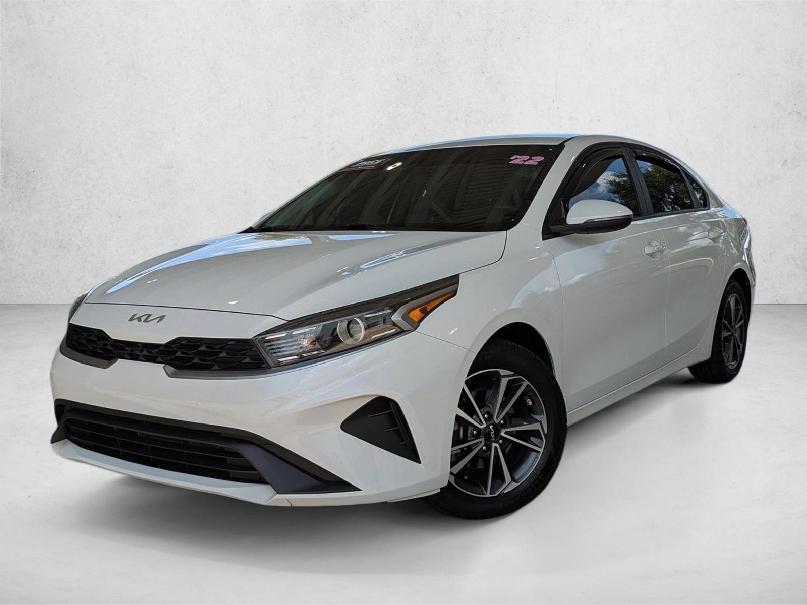 Thumbnail: 2022 Kia Forte - 1