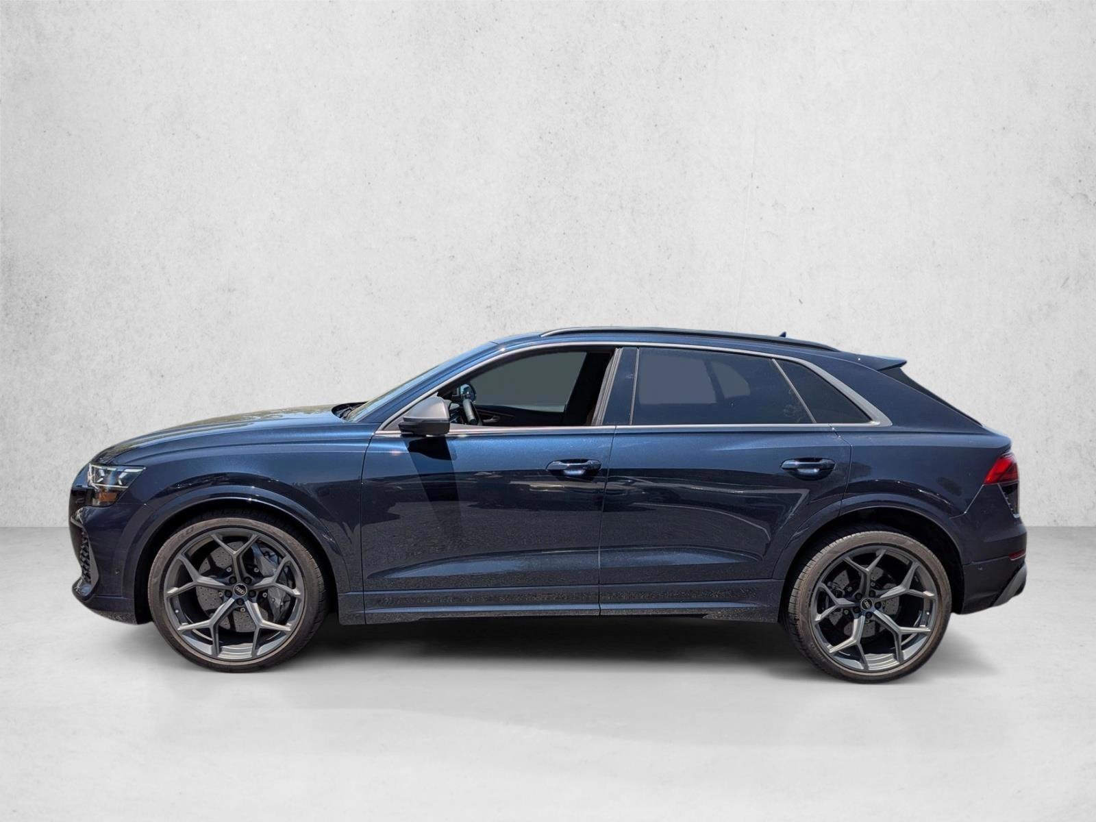 Thumbnail: 2025 Audi RS Q8 - 2