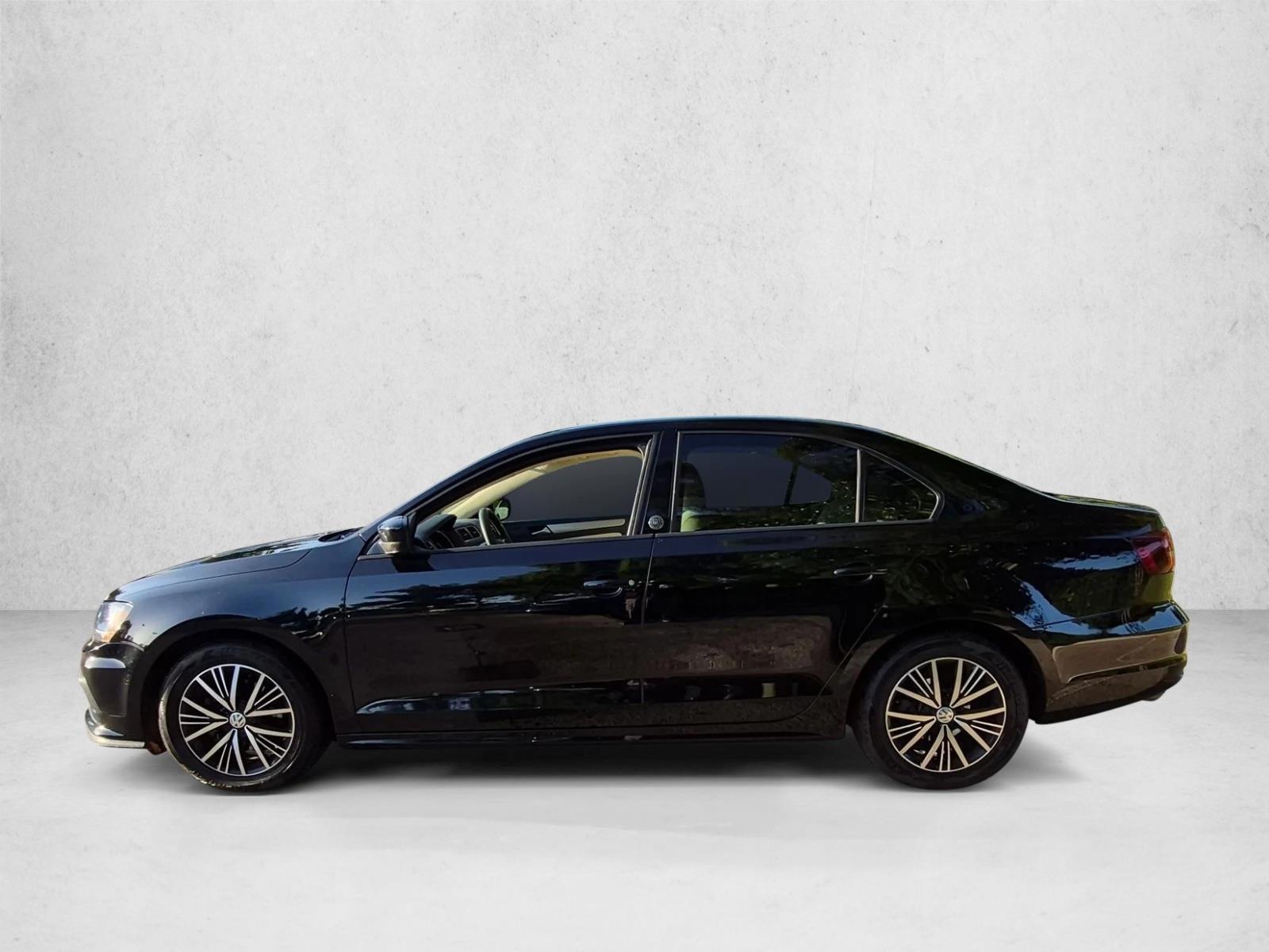 Thumbnail: 2018 Volkswagen Jetta - 2