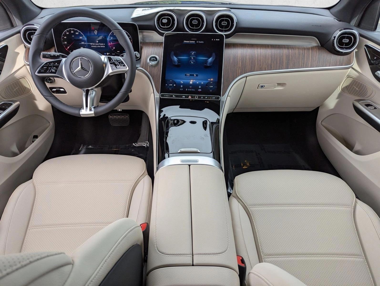Thumbnail: 2026 Mercedes-Benz GLC - 3