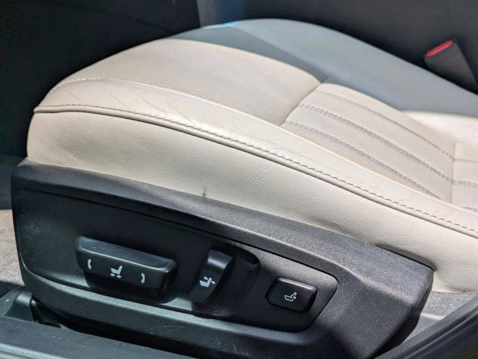 Thumbnail: 2016 Lexus ES - 2