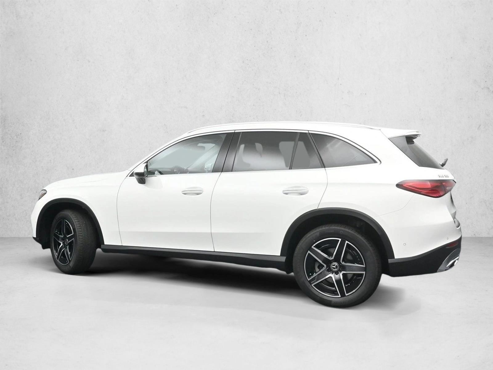 Thumbnail: 2026 Mercedes-Benz GLC - 3
